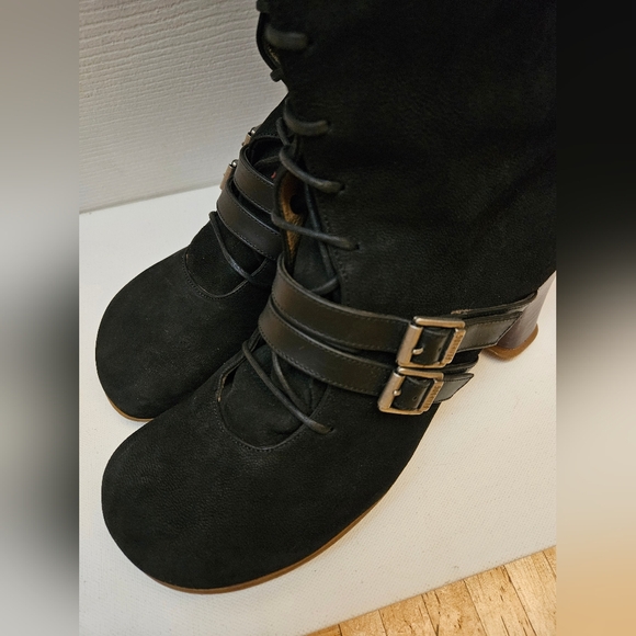 JOHN FLUEVOG OPERETTAS: HJORDIS  BLACK Suede LEATHER KNEE HIGH BOOTS 9.5 - Picture 10 of 15